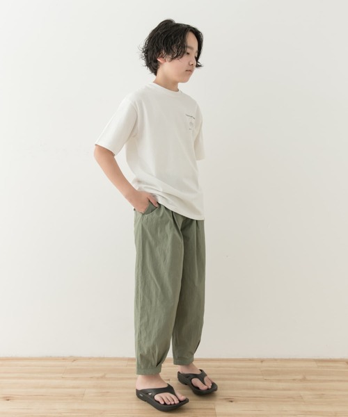URBAN RESEARCH DOORS（アーバンリサーチドアーズ）の「撥水タックワイドパンツ(KIDS)（その他パンツ・キッズ・スミクロ/カーキ・120/105/150/135）」の18枚目の写真