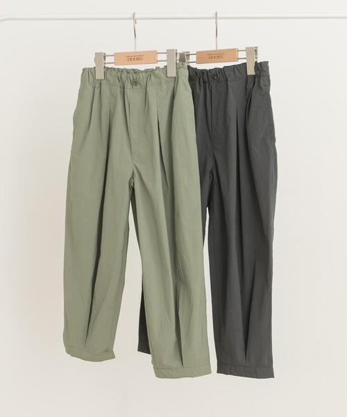 URBAN RESEARCH DOORS（アーバンリサーチドアーズ）の「撥水タックワイドパンツ(KIDS)（その他パンツ・キッズ・スミクロ/カーキ・120/105/150/135）」の19枚目の写真
