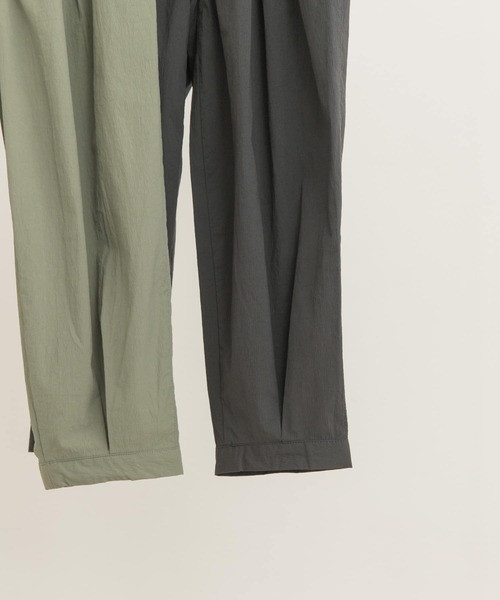 URBAN RESEARCH DOORS（アーバンリサーチドアーズ）の「撥水タックワイドパンツ(KIDS)（その他パンツ・キッズ・スミクロ/カーキ・120/105/150/135）」の20枚目の写真