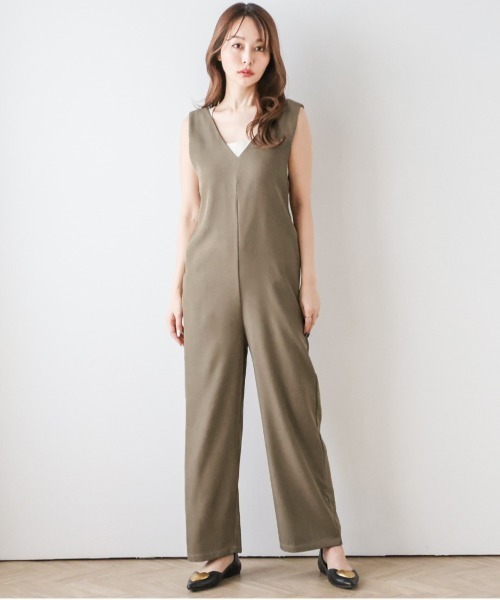 AMELY(エミリー)の「バックリボンVネックサロペット(サロペット/オーバーオール・レディース・ブルー/ブラック/カーキブラウン/ベージュ系・M/L)」の8枚目の写真