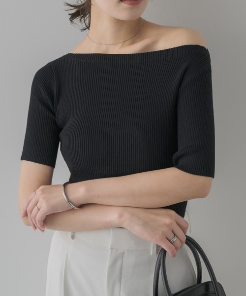 NEUNA（ヌナ）の「2wayワンショルダーリブトップス（Tシャツ