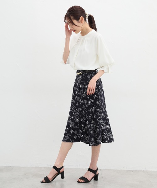 Honeys（ハニーズ）の「６分袖バンドカラーブラウス（シャツ/ブラウス・レディース・ネイビー/ブルー系その他/ライム/アイボリー/グレイッシュベージュ・S/M/L/LL/3L）」の6枚目の写真