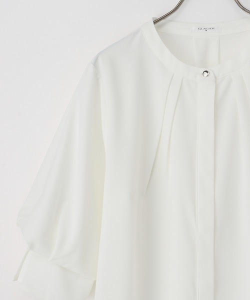 Honeys（ハニーズ）の「６分袖バンドカラーブラウス（シャツ/ブラウス・レディース・ネイビー/ブルー系その他/ライム/アイボリー/グレイッシュベージュ・S/M/L/LL/3L）」の21枚目の写真