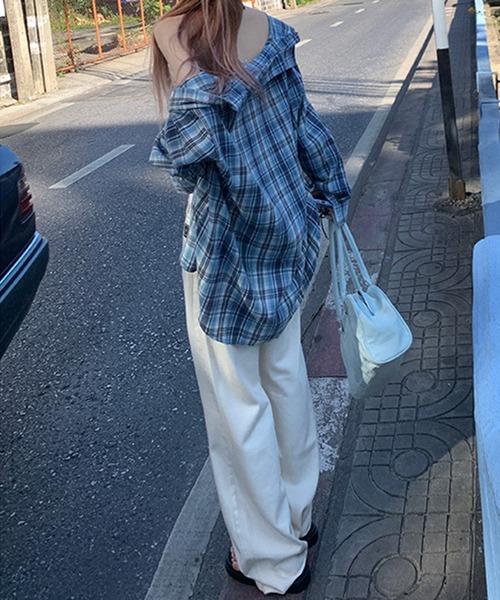 aimoha(アイモハ)の「アメリカ風ゆったりロング丈デニムパンツ(デニムパンツ・レディース・ホワイト/ライトグレー/カーキ・X-SMALL/SMALL/MEDIUM/LARGE/X-LARGE)」の4枚目の写真