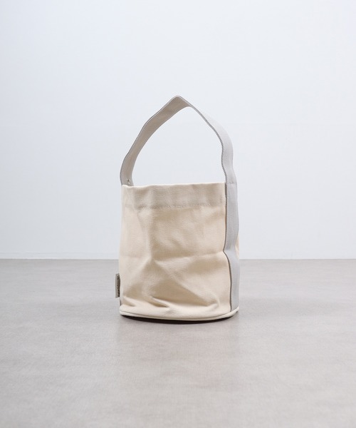 ✥【美品】TOKOYO SOIRフォマールバッグ【最高級品】新品未使用 シボ合皮ワイヤーショルダーバッグ（ショルダーバッグ