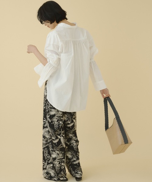 BARNYARDSTORM（バンヤードストーム）の「BARNYARDSTORM / シャーリングスリーブシャツ　ハンドウォッシャブル（シャツ/ブラウス・レディース・オフホワイト/ブルー/ホワイト・FREE）」の19枚目の写真