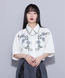 ローズ刺繍パイピングシャツ