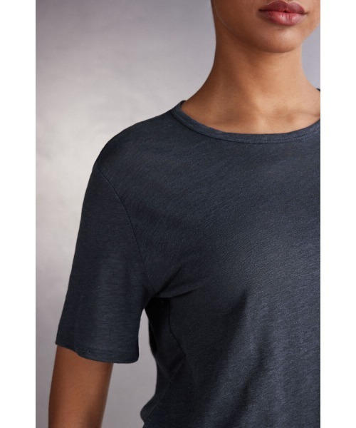 Intimissimi(インティミッシミ)の「リネン ショートスリーブ ニット(Tシャツ/カットソー・レディース・サンドベージュ/インディゴブルー/スカイブルー/ホワイト・M/S/L)」の11枚目の写真