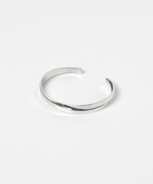 SMELLY（スメリー）の「メタルクロスバングル（ブレスレット・メンズ・シルバー・-）」の2枚目の写真