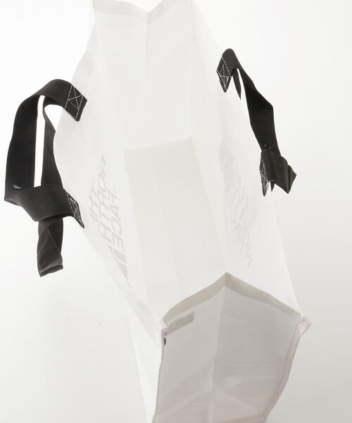 &Bridge(アンドブリッジ)の「THE NORTH FACE (ザノースフェイス) SHOPPER BAG L ショッパーバッグ トートバッグLサイズ 【レジャー/旅行/アウトドア/ショッピング】(トートバッグ・メンズ・ホワイト・03)」の4枚目の写真