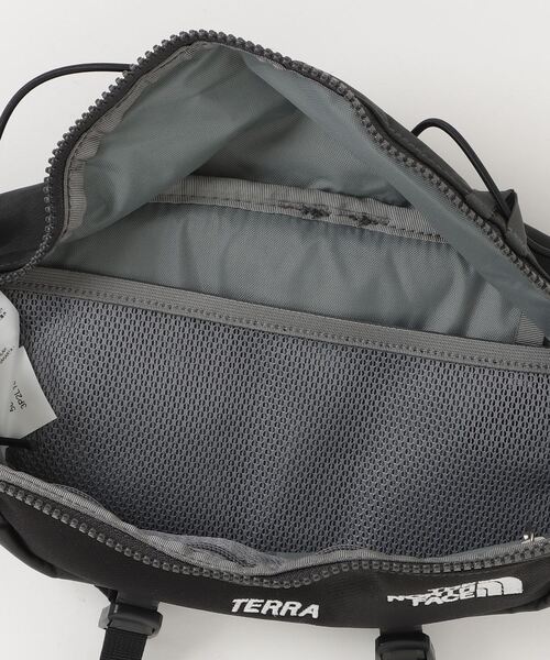 THE NORTH FACE(ザノースフェイス)の「【THE NORTH FACE/ザ ノースフェイス】TERRA LUMBAR 3L(ボディバッグ/ウエストポーチ・メンズ・ブラック×グレー/カーキブラウン・FREE)」の7枚目の写真