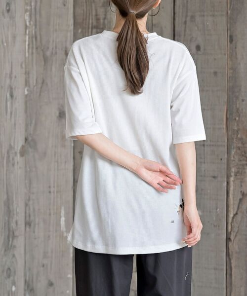 rps(アールピーエス)の「ポケットキャットワッフル切替T(Tシャツ/カットソー・レディース・チャコールグレー/ホワイト系その他2/オフホワイト/サックスブルー/ブルー・フリー)」の11枚目の写真