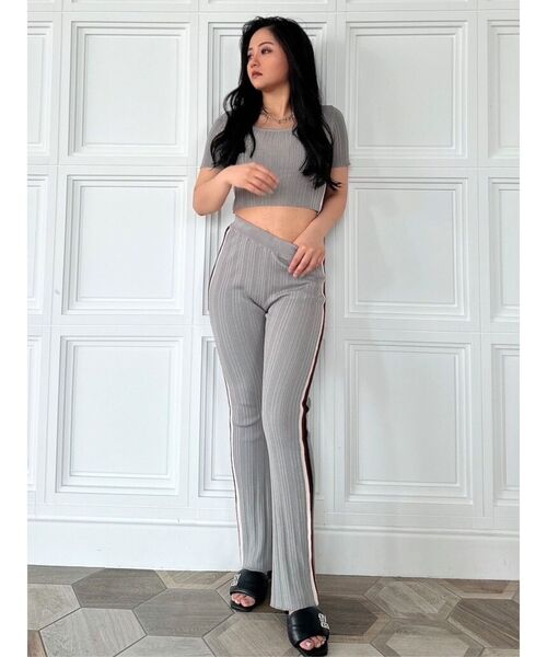 GYDA（ジェイダ）の「【SETUP着用可】サイドラインフレアニットパンツ（その他パンツ・レディース・ピンク/グレー/ブラック・FREE）」の4枚目の写真