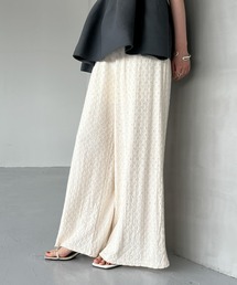 フラワーモチーフエンブロイダリーパンツ