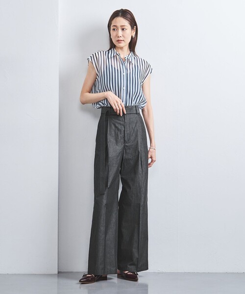 UNITED ARROWS（ユナイテッドアローズ）の「ダンガリー タック ベルト ワイドパンツ（その他パンツ・レディース・ネイビー/ブラック・38/36）」の5枚目の写真