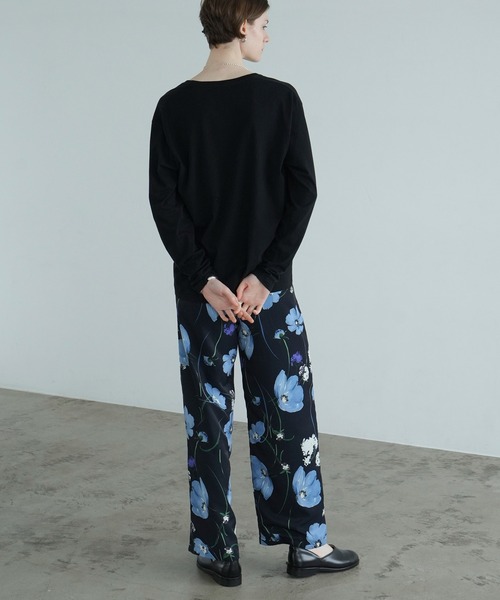 MULTICOLORED FLOWER WIDE PANTS（スラックス）｜CLANE（クラネ