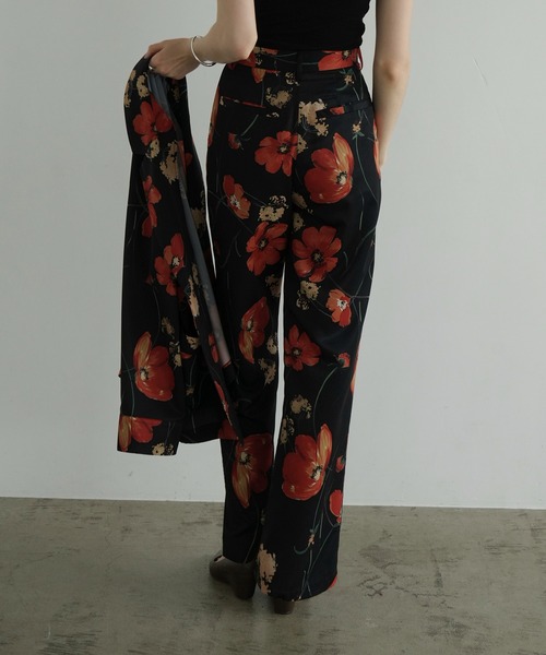 クラネ MULTICOLORED FLOWER WIDE PANTS クラネ CLANE MULTICOLORED FLOWER WIDE PANTS （BLUE