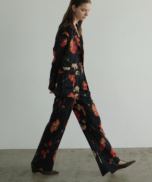 クラネ MULTICOLORED FLOWER WIDE PANTS クラネ CLANE MULTICOLORED FLOWER WIDE PANTS （BLUE