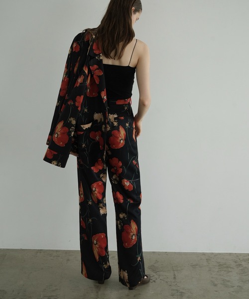 CLANE（クラネ）の「MULTICOLORED FLOWER WIDE PANTS