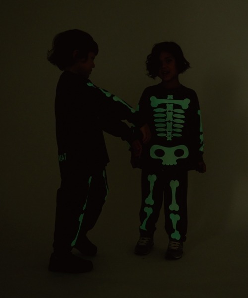 b・ROOM（ビールーム）の「【ハロウィン】ほねほねセットアップ（アンサンブル・キッズ・ブラック/チャコール・M/L/LL）」の16枚目の写真