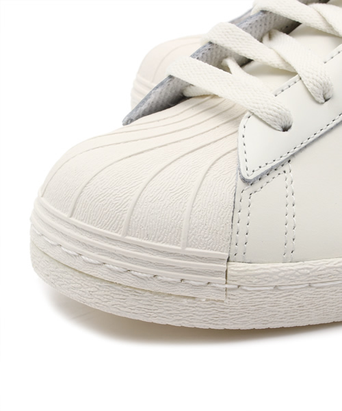 adidas Originals（アディダスオリジナルス）の「adidas Originals(アディダス･オリジナルス) Superstar 80s Vintage Deluxe スニーカー（スニーカー・メンズ・ホワイト・27/26/28）」の5枚目の写真