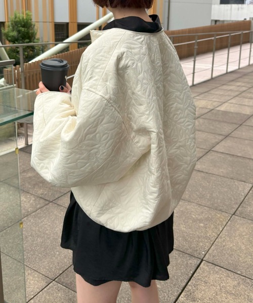 VIS（ビス）の「【casual】合皮パイピングリーフキルトブルゾン（ブルゾン・レディース・ブラック/キナリ・FREE）」の18枚目の写真