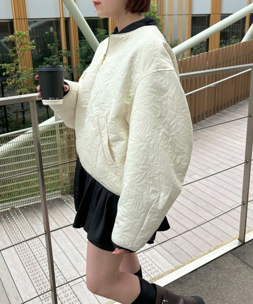 VIS（ビス）の「【casual】合皮パイピングリーフキルトブルゾン（ブルゾン・レディース・ブラック/キナリ・FREE）」の22枚目の写真