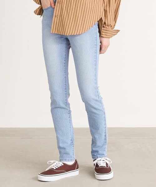 n'OrLABEL(ノアールレーベル)の「『ストレッチフィットスキニーデニム』(デニムパンツ・レディース・インディゴブルー/サックスブルー/ブラック系その他・3L/LL/L/M/S)」の22枚目の写真