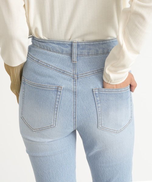 n'OrLABEL(ノアールレーベル)の「『ストレッチフィットスキニーデニム』(デニムパンツ・レディース・インディゴブルー/サックスブルー/ブラック系その他・3L/LL/L/M/S)」の21枚目の写真