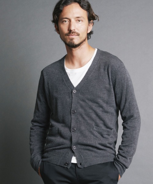 Magine(マージン)の「【SELECT】IR:CASHMERE TOUCH ACRYLIC V/N CARDIGAN/カシミアタッチアクリルVNカーデ(カーディガン/ボレロ・メンズ・チャコールグレー/ネイビー/ブラック/ブルー・M/L)」の12枚目の写真