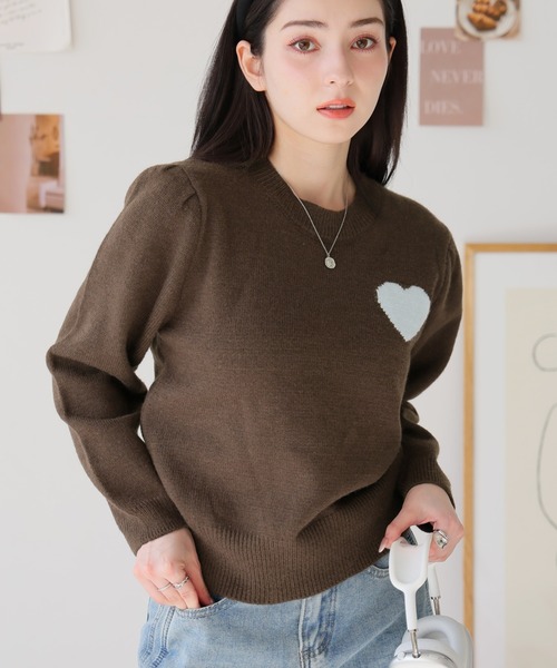 Girly Doll(ガーリードール)の「クルーネックハートニット(ニット/セーター・レディース・ブラウン/ベージュ/ネイビー・F)」の10枚目の写真