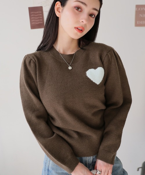 Girly Doll(ガーリードール)の「クルーネックハートニット(ニット/セーター・レディース・ブラウン/ベージュ/ネイビー・F)」の11枚目の写真