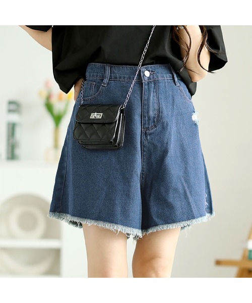 GOLDJAPAN（ゴールドジャパン）の「カットオフデニムショートパンツ【大きいサイズ対応】（デニムパンツ・レディース・ブルー/ブラック/ホワイト・LL/3L/4L/5L）」の14枚目の写真