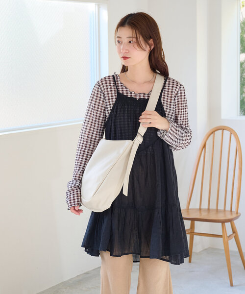 Kastane(カスタネ)の「【A4サイズ】レザーショルダーバッグ(ショルダーバッグ・レディース・ブラウン/アイボリー/ブラック/ライトベージュ・FREE)」の21枚目の写真