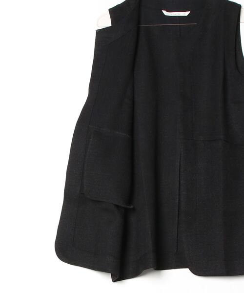 【セール】ノーカラーベスト(ベスト)|On One's Own(オンワンズオン) 【セール】ノーカラーベスト(ベスト)|On One's Own(オンワンズオン)