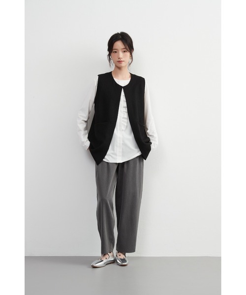 【セール】ノーカラーベスト(ベスト)|On One's Own(オンワンズオン) 【セール】ノーカラーベスト(ベスト)|On One's Own(オンワンズオン)