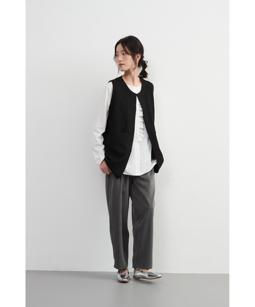【セール】ノーカラーベスト(ベスト)|On One's Own(オンワンズオン) 【セール】ノーカラーベスト(ベスト)|On One's Own(オンワンズオン)