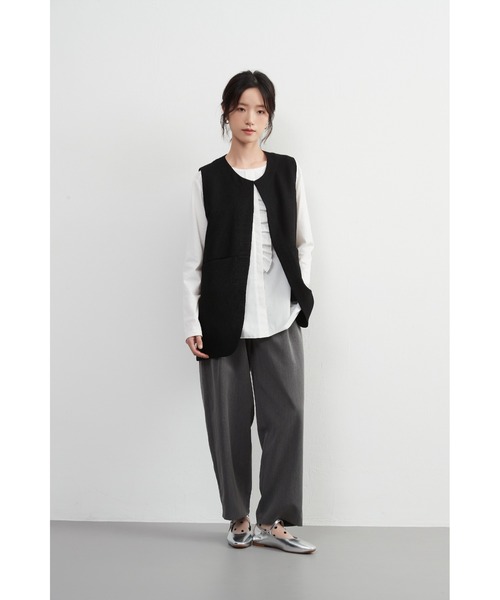 【セール】ノーカラーベスト(ベスト)|On One's Own(オンワンズオン) 【セール】ノーカラーベスト(ベスト)|On One's Own(オンワンズオン)