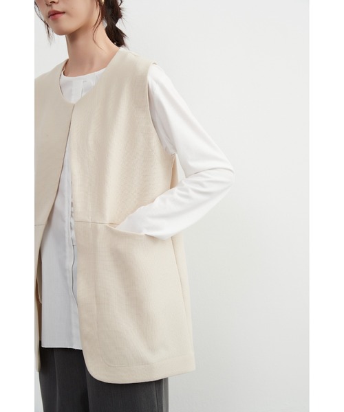 【セール】ノーカラーベスト(ベスト)|On One's Own(オンワンズオン) 【セール】ノーカラーベスト(ベスト)|On One's Own(オンワンズオン)