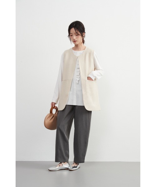 【セール】ノーカラーベスト(ベスト)|On One's Own(オンワンズオン) 【セール】ノーカラーベスト(ベスト)|On One's Own(オンワンズオン)