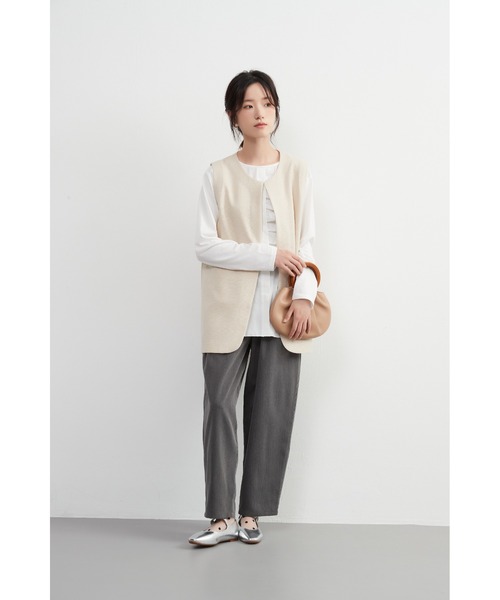 【セール】ノーカラーベスト(ベスト)|On One's Own(オンワンズオン) 【セール】ノーカラーベスト(ベスト)|On One's Own(オンワンズオン)