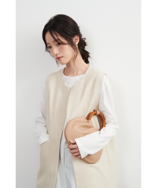 【セール】ノーカラーベスト(ベスト)|On One's Own(オンワンズオン) 【セール】ノーカラーベスト(ベスト)|On One's Own(オンワンズオン)