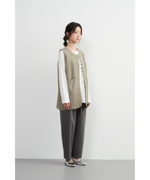 【セール】ノーカラーベスト(ベスト)|On One's Own(オンワンズオン) 【セール】ノーカラーベスト(ベスト)|On One's Own(オンワンズオン)