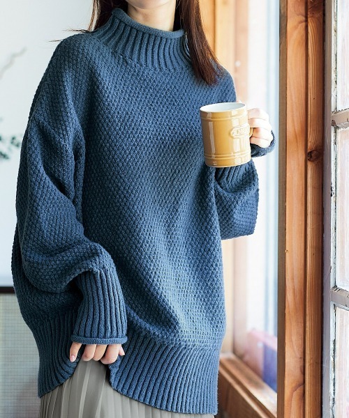 nissen(ニッセン)の「ハイネックラーベン編オーバーサイズニット(ニット/セーター・レディース・アイボリー/ブラック/ブルー/ピンク/ライトグレー・S~M/L~LL)」の4枚目の写真