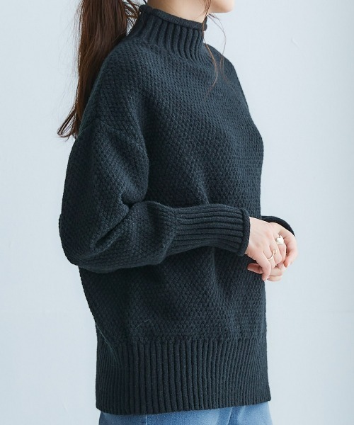 nissen(ニッセン)の「ハイネックラーベン編オーバーサイズニット(ニット/セーター・レディース・アイボリー/ブラック/ブルー/ピンク/ライトグレー・S~M/L~LL)」の8枚目の写真