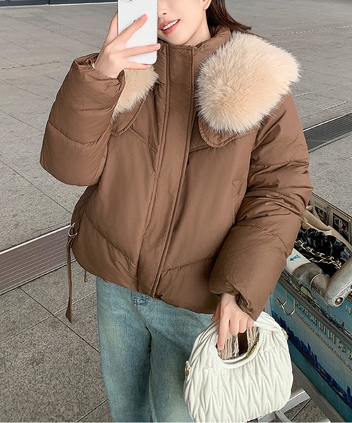 AMAJI（アマジ）の「フェイクファー付きダウンジャケット（ダウン