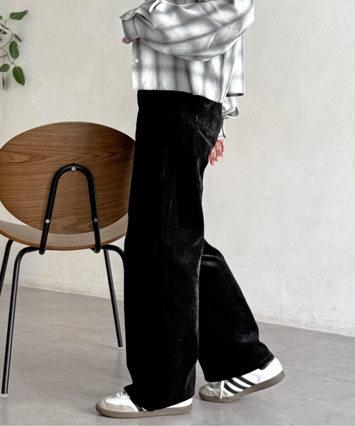 CPCM（シーピーシーエム）の「【新色/コーデュロイ】ハイウエストストレートデニム（デニムパンツ・レディース・ブラック/ブルー/インディゴブルー/ネイビー/ブラウン/アイボリー/ダークブルー/ブラック系その他/ブラウン系その他・SMALL/MEDIUM/X-SMALL/LARGE/PS）」の16枚目の写真