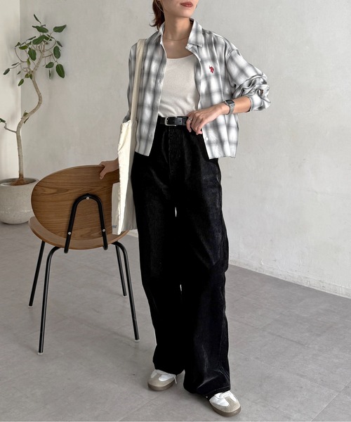 CPCM（シーピーシーエム）の「【新色/コーデュロイ】ハイウエストストレートデニム（デニムパンツ・レディース・ブラック/ブルー/インディゴブルー/ネイビー/ブラウン/アイボリー/ダークブルー/ブラック系その他/ブラウン系その他・SMALL/MEDIUM/X-SMALL/LARGE/PS）」の19枚目の写真