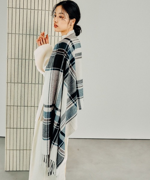 LEPSIM（レプシィム）の「洗えるチェックストール　32606（ストール/ショール・レディース・ブルー/オレンジ/アイボリー/レッド/ベージュ・ONE SIZE）」の18枚目の写真
