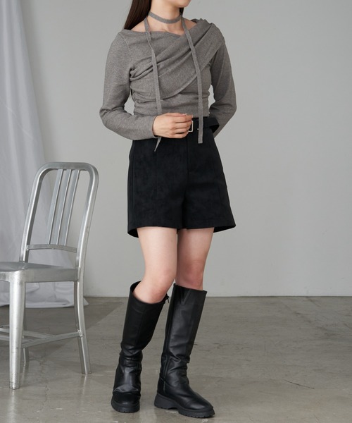 RAY CASSIN(レイカズン)の「【華奢見えが叶う】チョーカー付オフショルデザインニット(ニット/セーター・レディース・レッド/ブラウン/アイボリー/グレー/ピンク系その他2・FREE)」の20枚目の写真